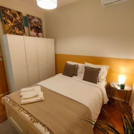 Apartment Lovely In Center Leiria