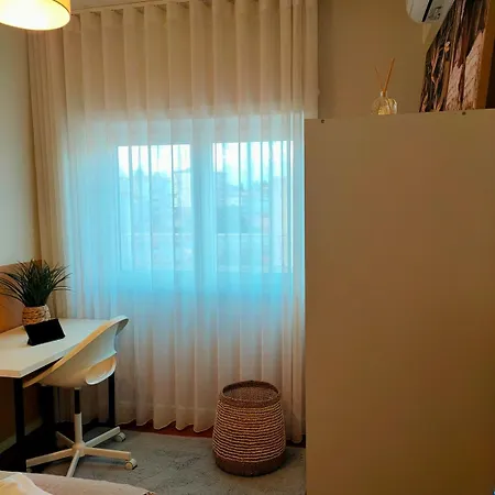 Lovely In Center 아파트