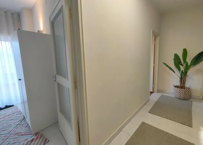 Lovely In Center Apartment Leiria