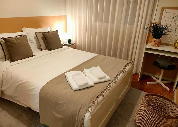 Apartment Lovely In Center Leiria