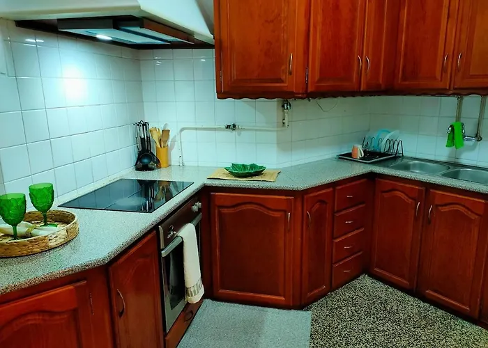 Lovely In Center Apartment *